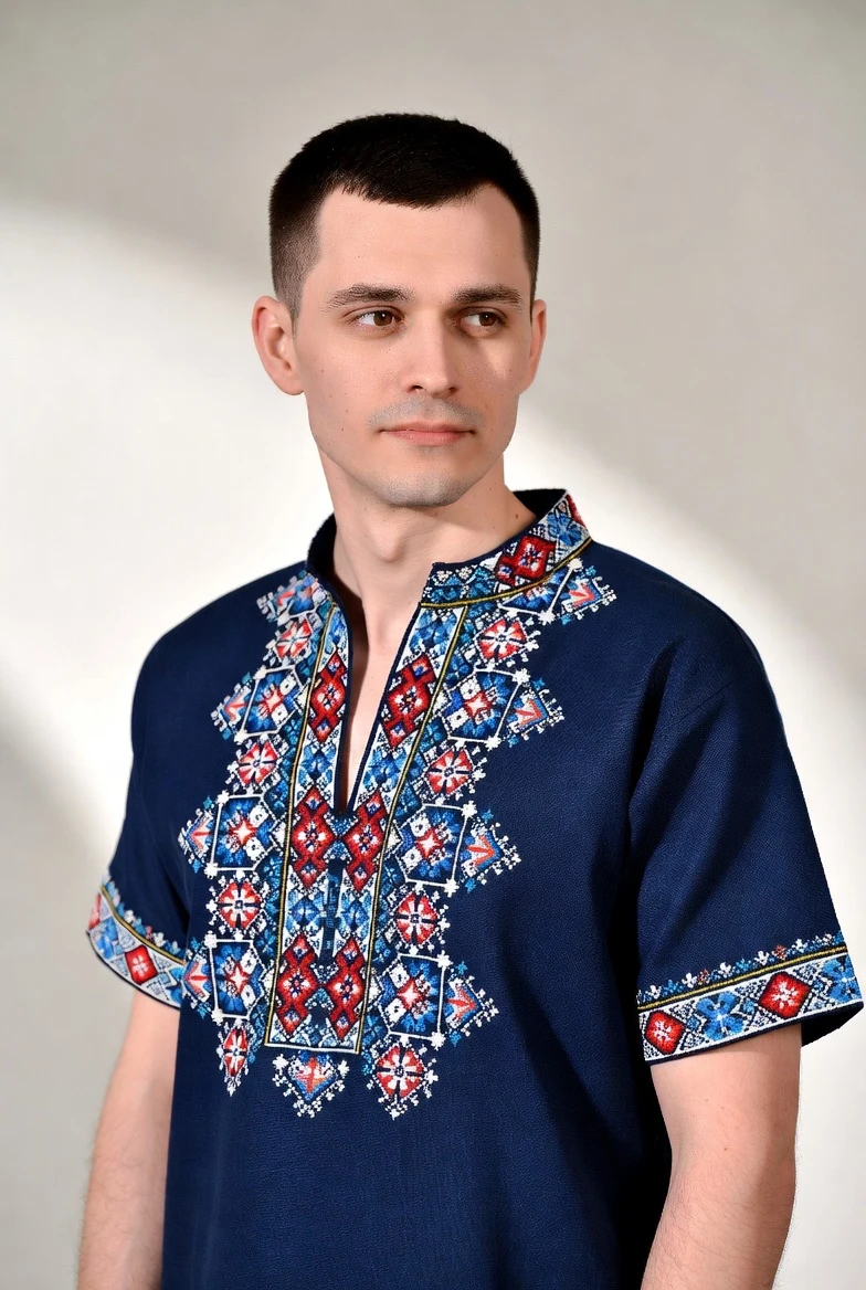 Як поєднати вишиванку чоловічу з коротким рукавом із діловим стилем