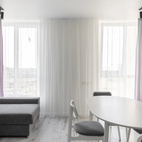 Тюль, как изюминка декора: каких расцветок лучше выбрать?