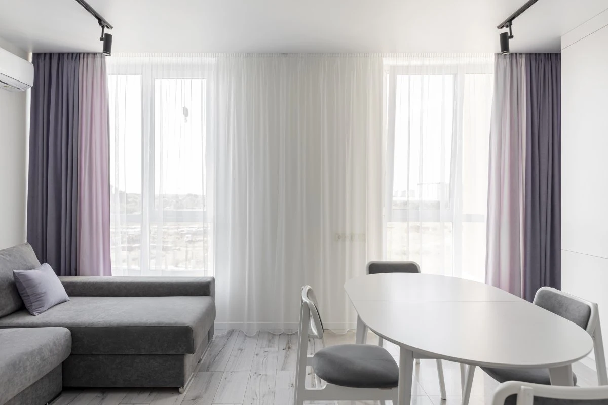 Тюль, как изюминка декора: каких расцветок лучше выбрать?