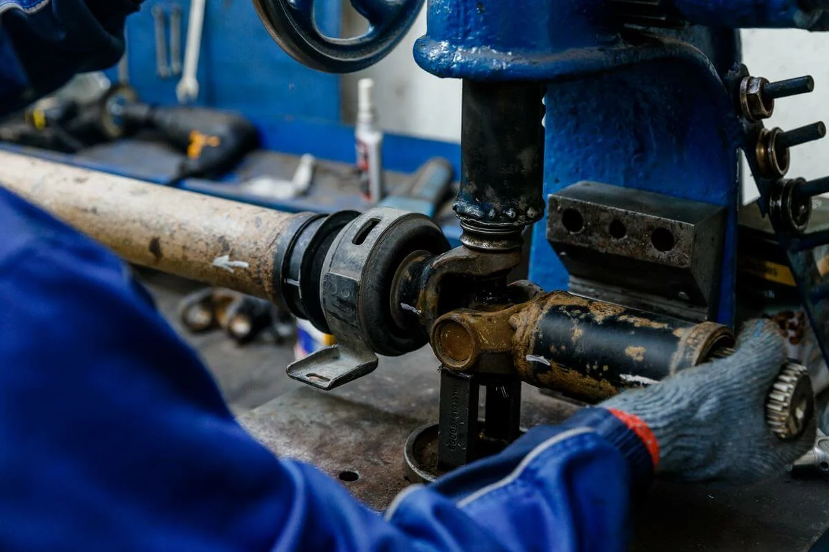 Когда машина гудит и вибрирует: стоит ли переживать