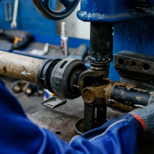 Когда машина гудит и вибрирует: стоит ли переживать