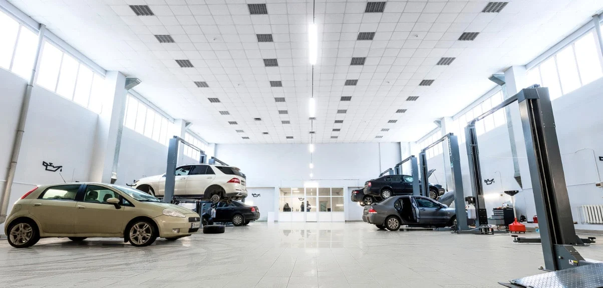 Де краще обслуговувати свій автомобіль