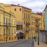 Новобудови та інфраструктура в київських районах