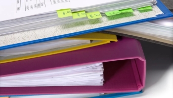 Як краще всього зберігати важливі документи: обираємо папки, файли, швидкозшивачі