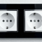 Подвійні розетки LIVOLO: чому українці переходять на безпечні та стильні рішення у 2025 році