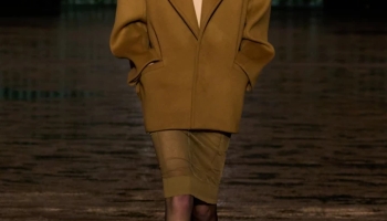 Найкрасивіші модні формули з подіумів, які варто повторити цієї зими