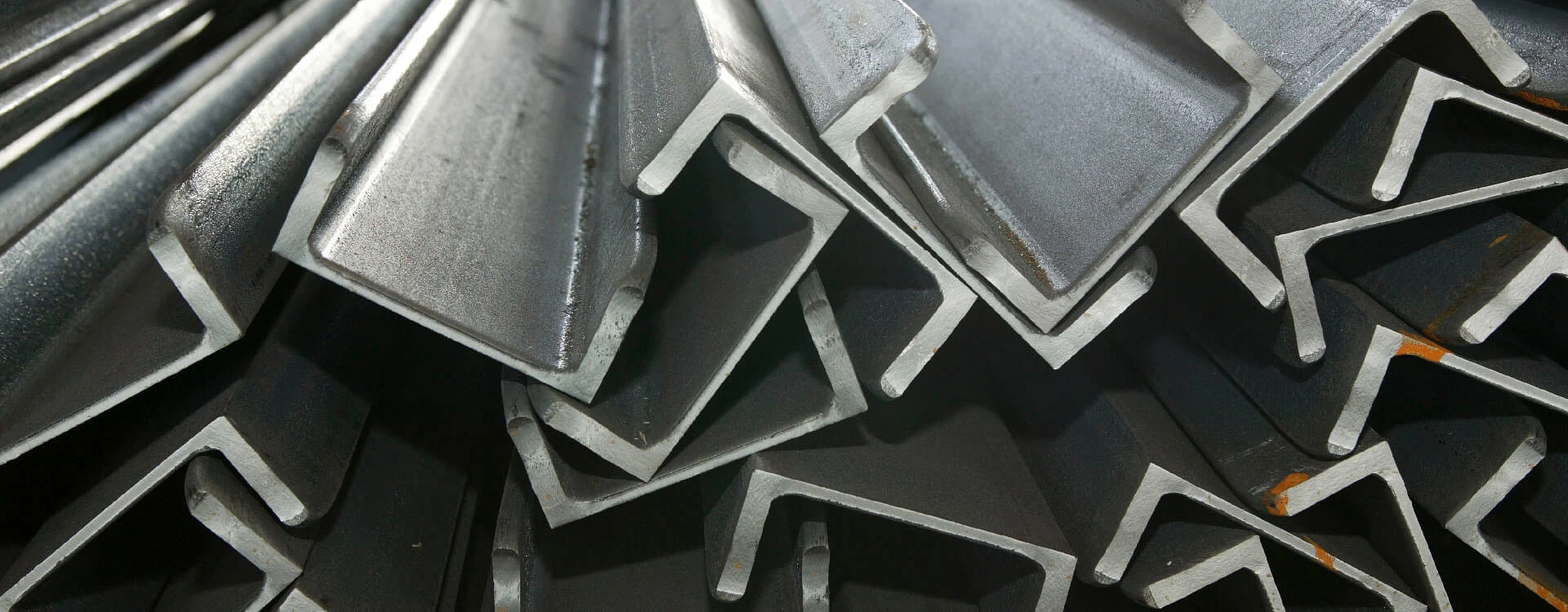 Що таке швелер - особливості та використання