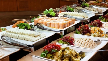 Харчування в готелі: RO, BB, HB, FB, All – розбираємо терміни