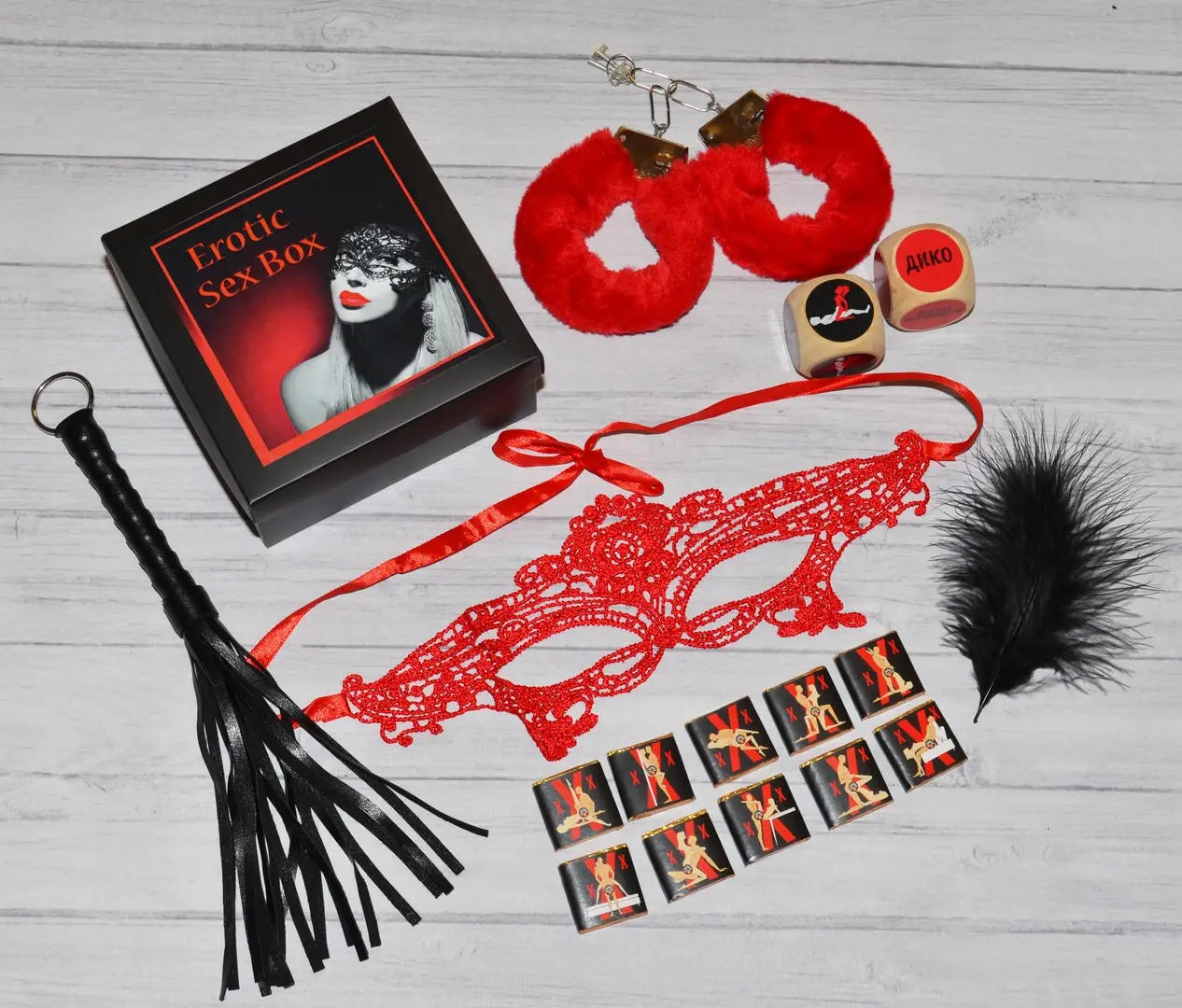 Що можна купити перший раз в секс-шопі?