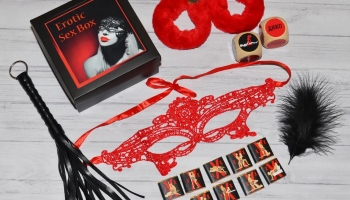 Що можна купити перший раз в секс-шопі?