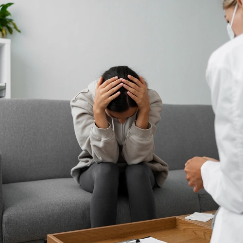 Як переконати людину почати лікування від залежності: поради психологів